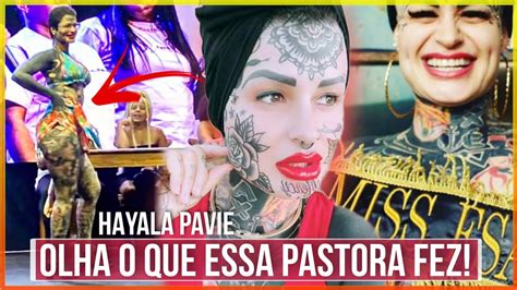 Morena tatuada faz boquete gostoso em bem dotado.